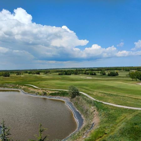 Lighthouse Golf Resort & Spa Apartments Baltsjik Buitenkant foto