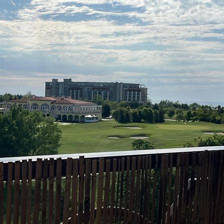 Lighthouse Golf Resort & Spa Apartments Baltsjik Buitenkant foto